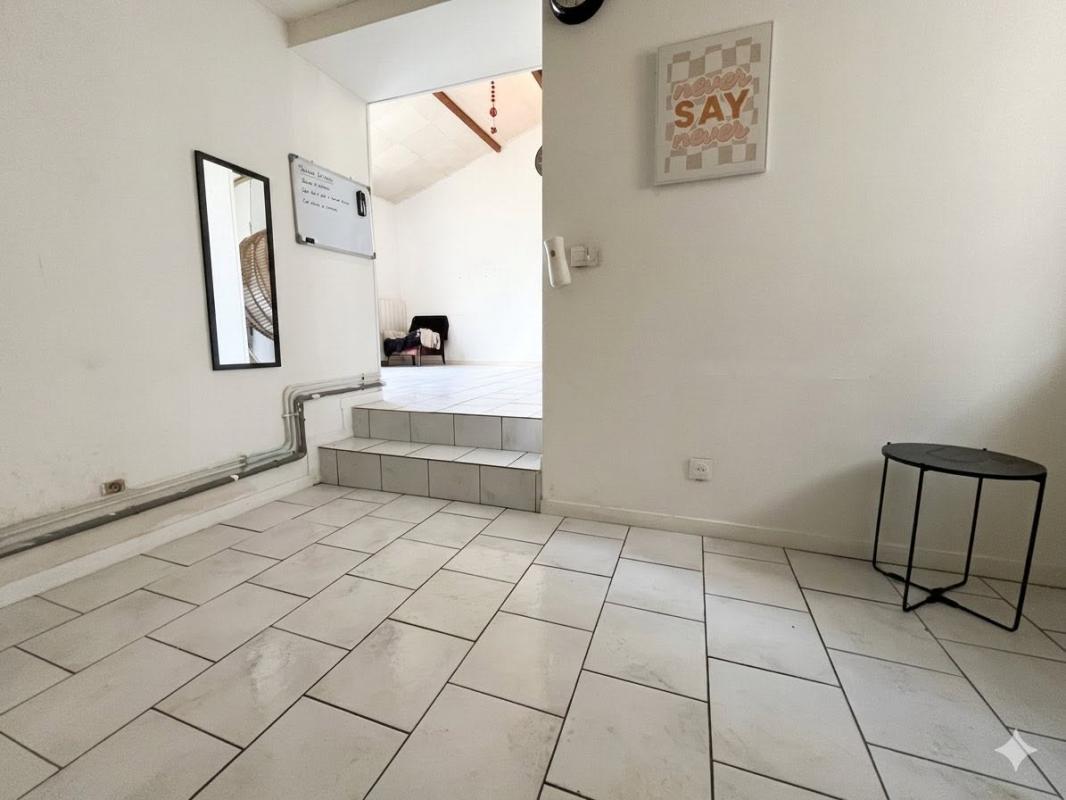 PUSSAY Appartement esprit "maisonnette" avec exterieur et garage 5