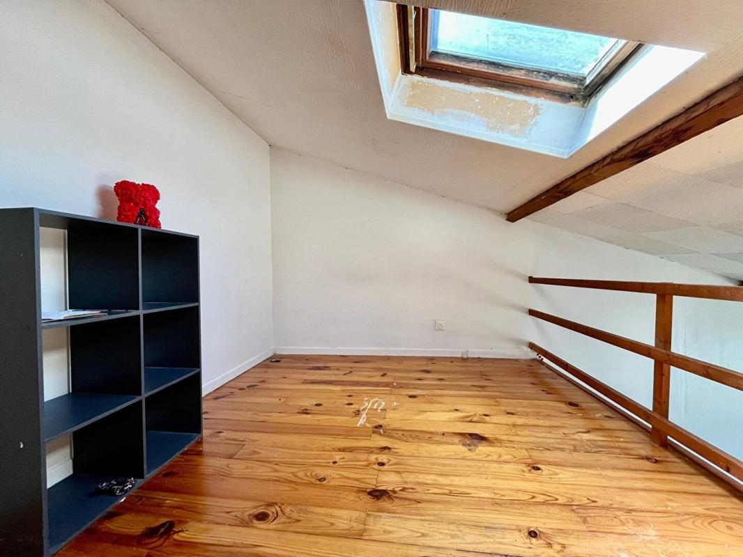 PUSSAY Appartement esprit "maisonnette" avec exterieur et garage 6