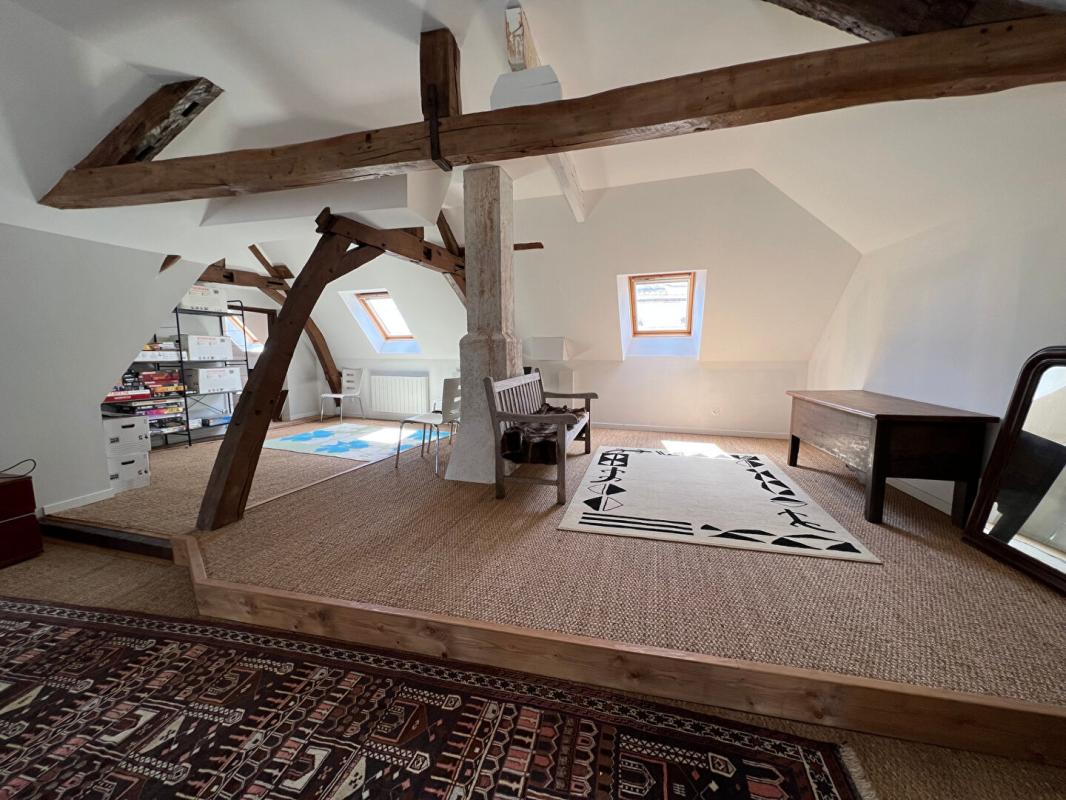 CHATEAU-DU-LOIR Maison - Montval Sur Loir - 8 pièce(s) - 208 m² 14