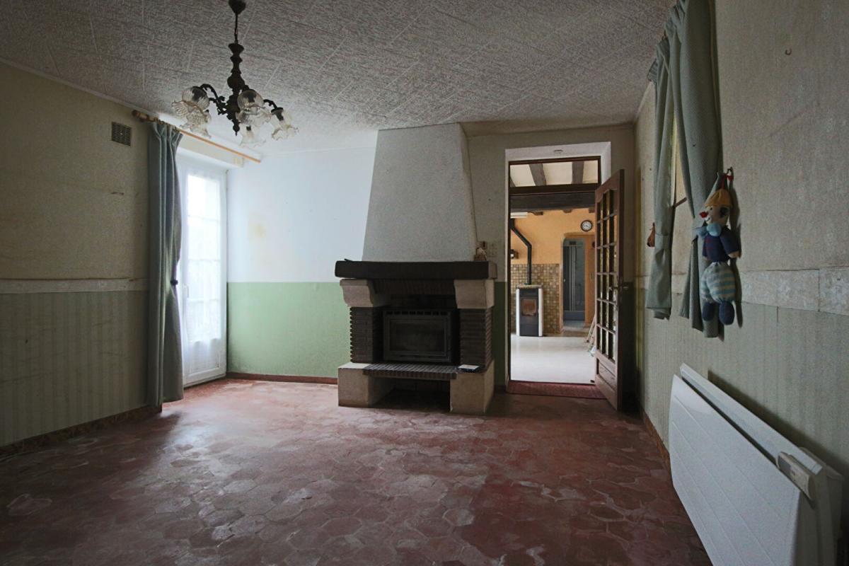 VILLERS-COTTERETS Maison en pierre avec fort potentiel d'aménagement à quelques minutes de Villers-Cotterêts 5