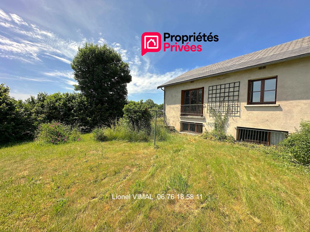 CEYSSAT Maison 5 pièces 116 m2 avec garage sur terrain de 714 m2 1