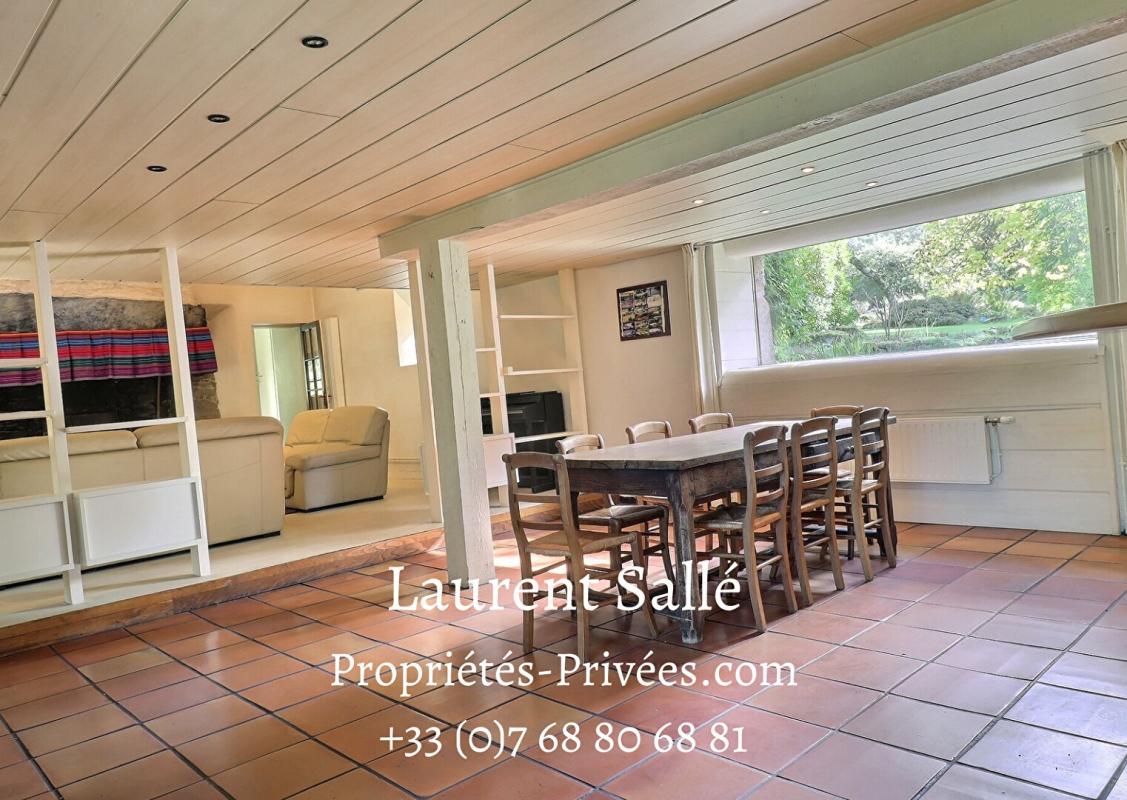 QUESTEMBERT Questembert (56230) - Maison de caractère de 215 m² sur parc arboré de 1,5 ha 5