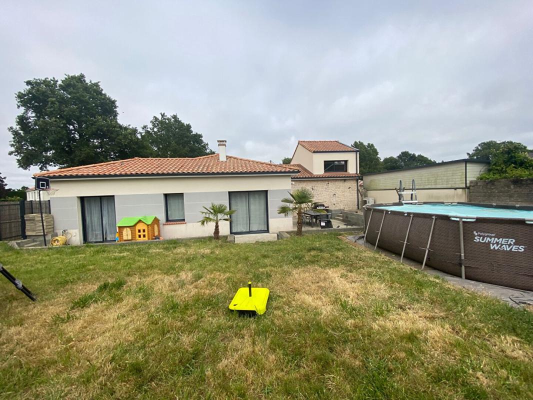 SAINTE-PAZANNE MAISON 7 PIÈCES 44680 SAINTE PAZANNE - BUDGET 358 800 HAI 14