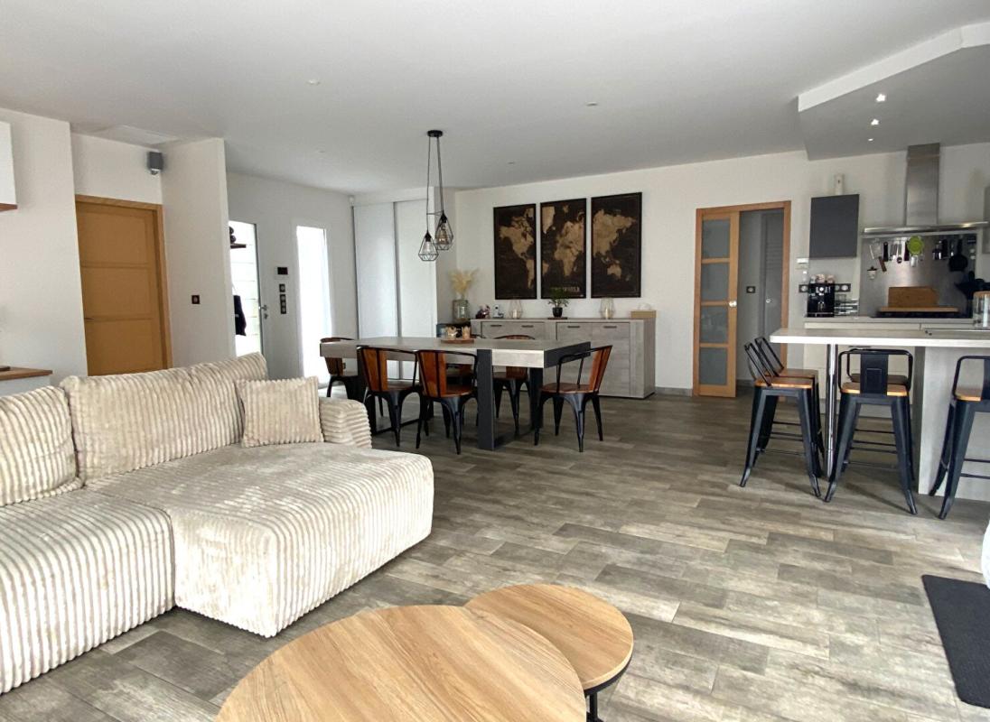 SAINTE-PAZANNE MAISON 7 PIÈCES 44680 SAINTE PAZANNE - BUDGET 358 800 HAI 3