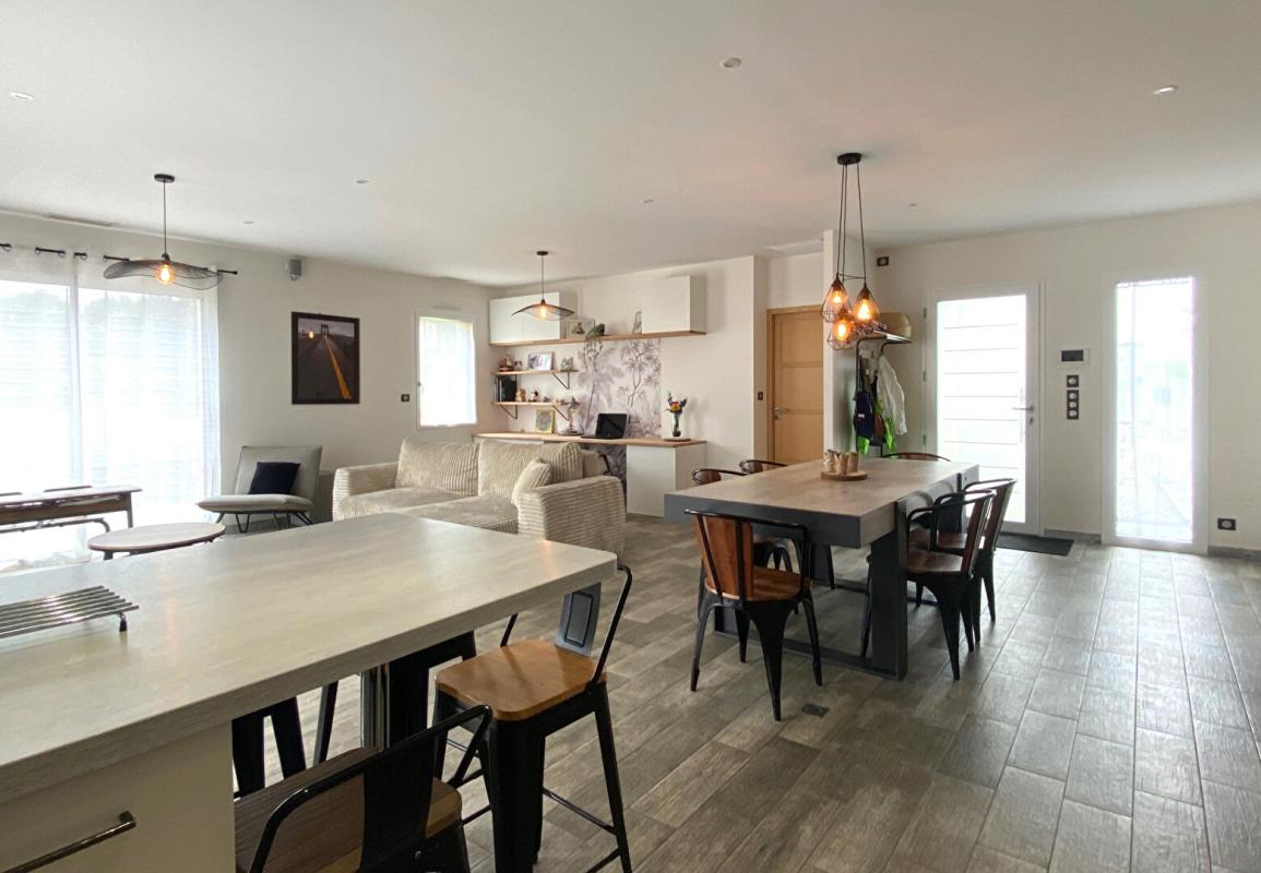SAINTE-PAZANNE MAISON 7 PIÈCES 44680 SAINTE PAZANNE - BUDGET 358 800 HAI 7