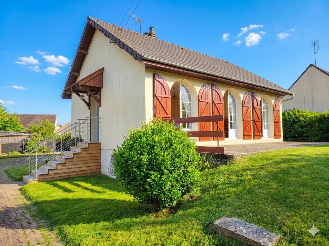 AUNEAU Maison sur sous sol à 7 kms de Auneau 1