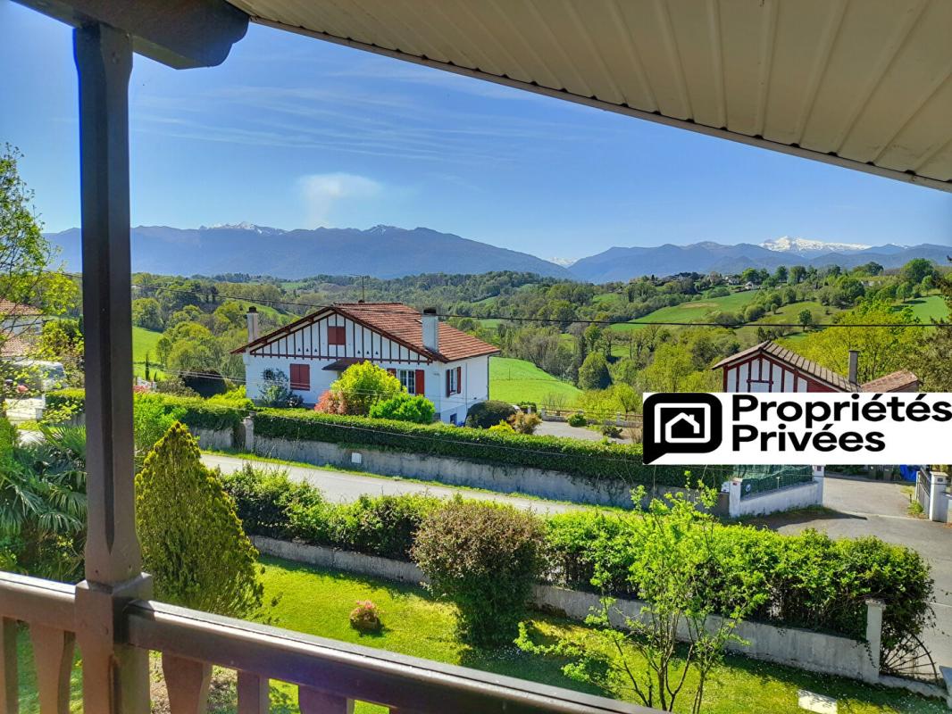 OLORON-SAINTE-MARIE Maison de caractère avec panorama exceptionnel sur les Pyrénées 9