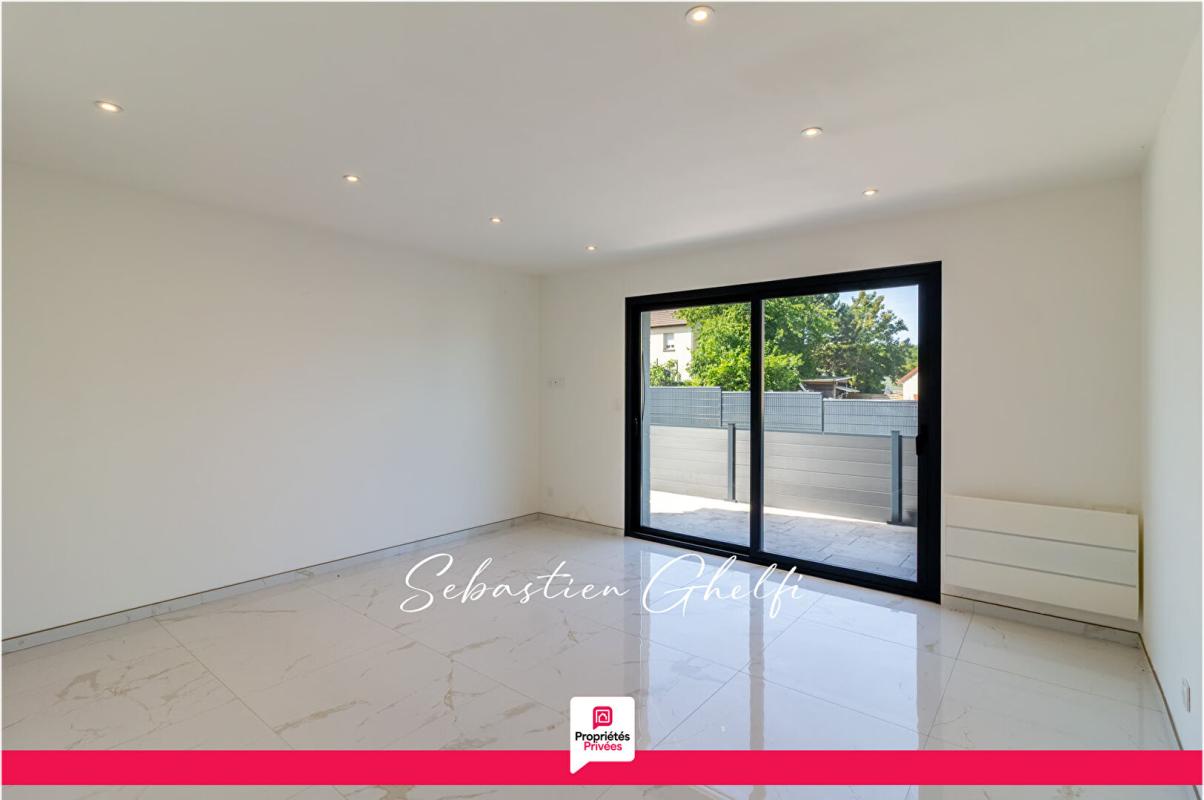 VINEUIL proche de BLOIS maison de plain-pied avec 2 chambres-2 terrasses-jardin 11