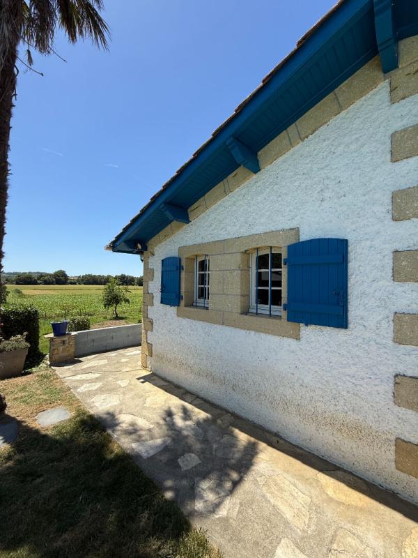 AURENSAN Maison Aurensan 6 pièce(s) 160 m2 3