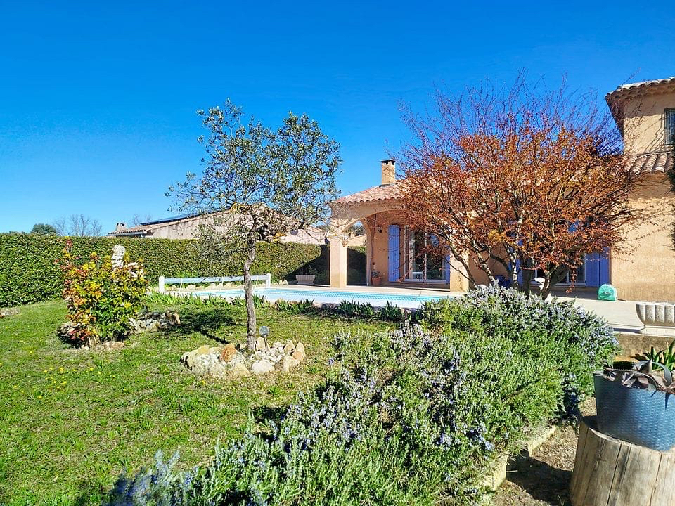 REGUSSE Maison Regusse 4 pièce(s) 102 m2 avec piscine et garage 2