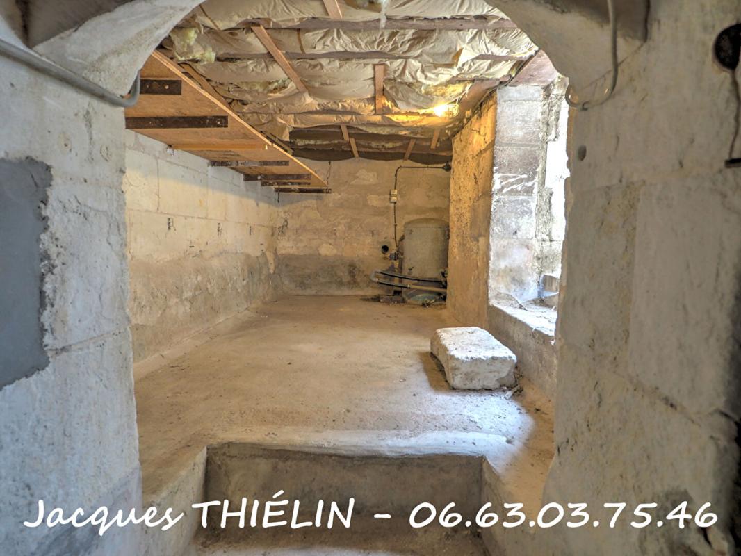 LONGUE-JUMELLES Maison Longue Jumelles 13