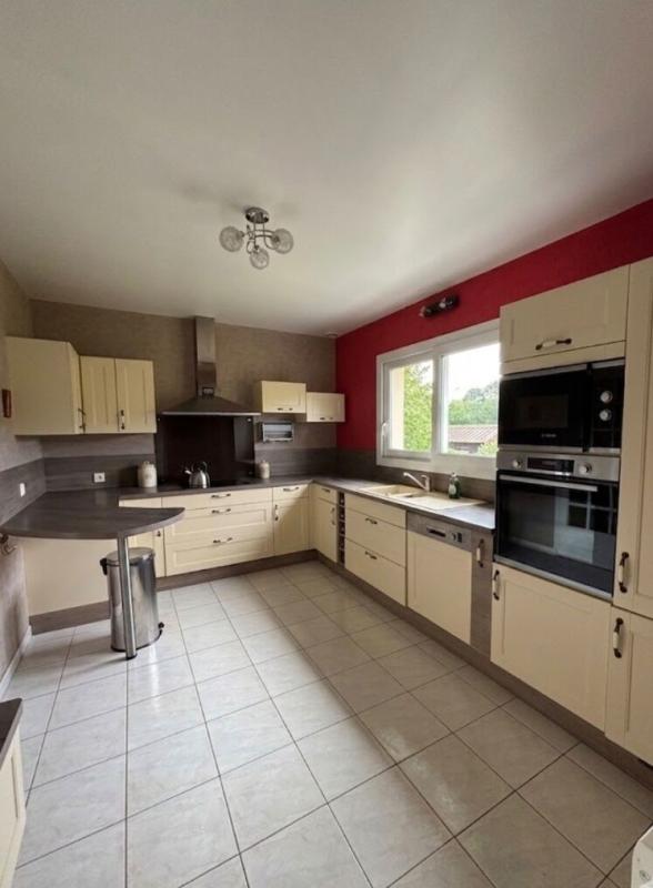 ROEZE-SUR-SARTHE Maison 6 pièce(s) 126 m2 6