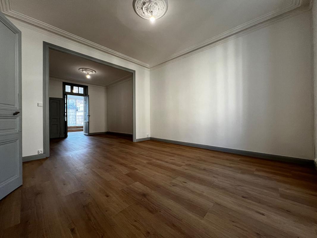 ANGOULEME Maison de ville 135 m² 9 pièces à Angoulême 4