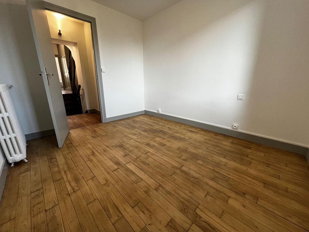 ANGOULEME Maison de ville 135 m² 9 pièces à Angoulême 8