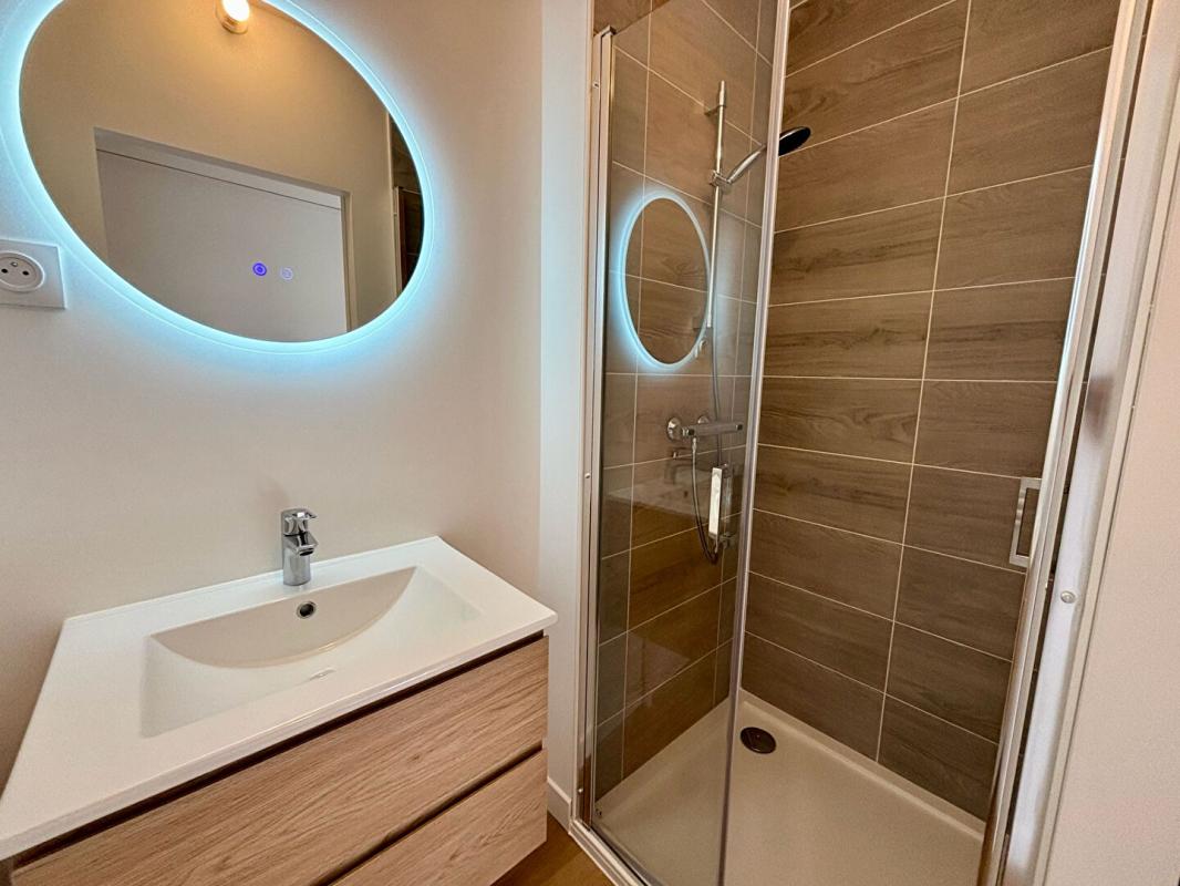 NEVERS Appartement Nevers 3 pièce(s) 95 m2 - 2 chambres - Rez-de-chaussée - dépendance - pas de travaux 8