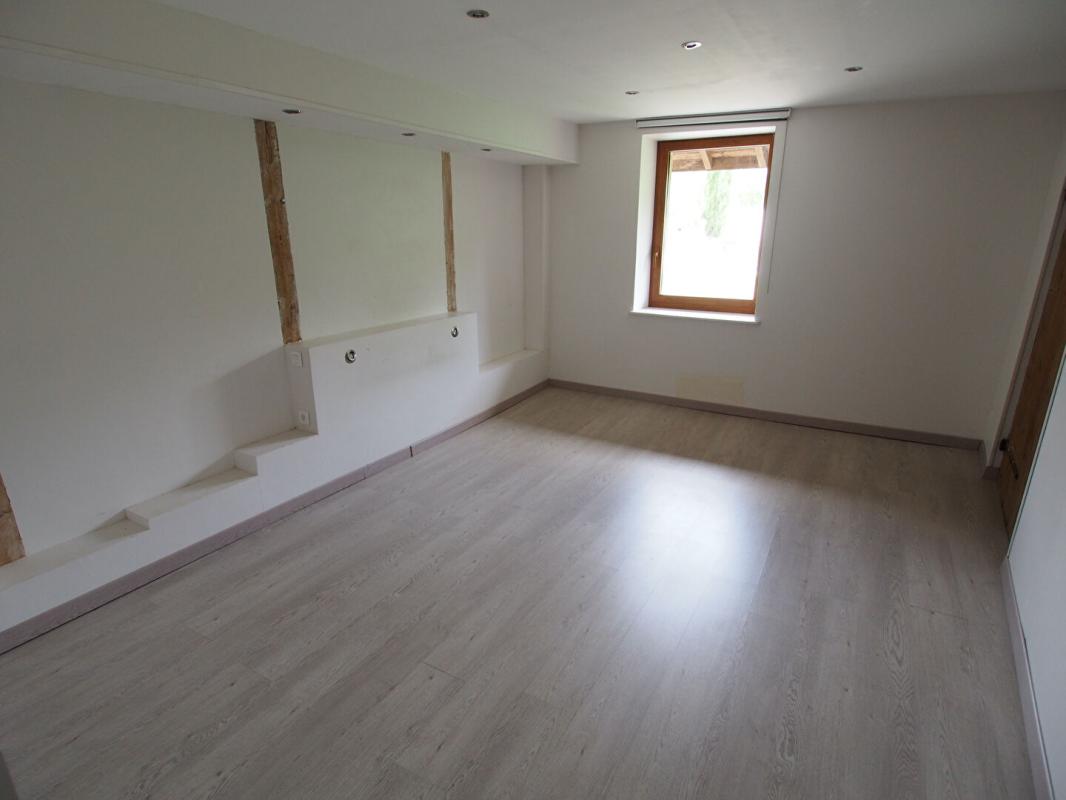 TIL-CHATEL Maison familiale de 190m2 9