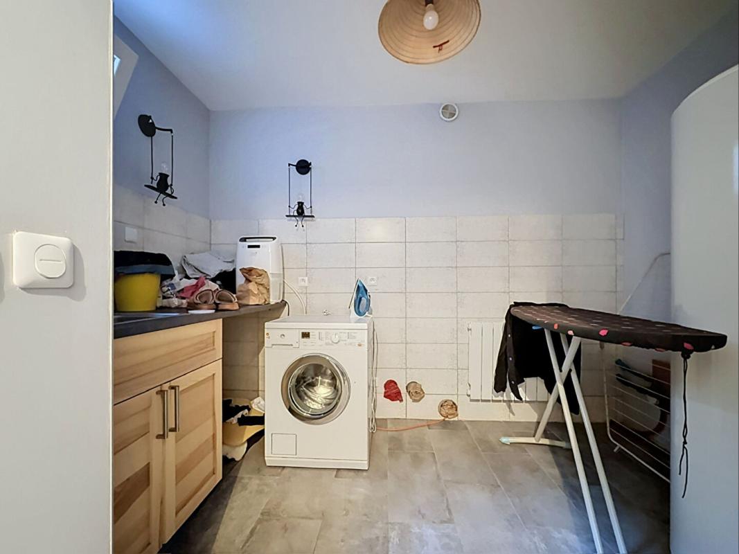 VILLEJUIF Maison moderne à Villejuif de 225 m2 avec 7 chambres 5