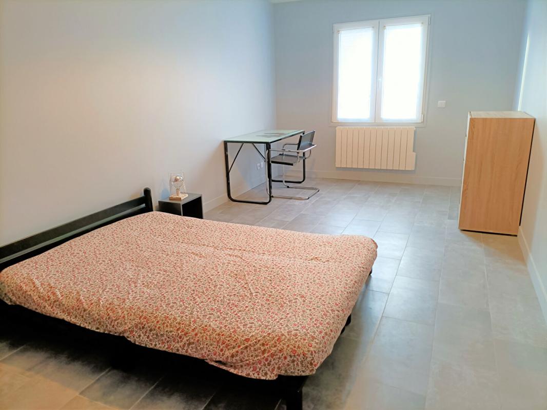 VILLEJUIF Maison moderne à Villejuif de 225 m2 avec 7 chambres 8