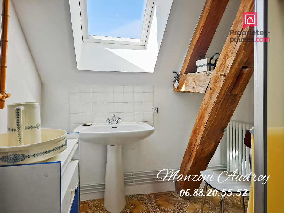 ECHEMINES Maison Echemines 7 pièce(s) 172 m2 13
