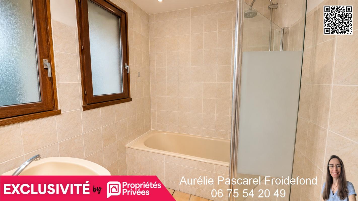 BRIVE-LA-GAILLARDE BRIVE : Grange en pierre, rénovée en Maison T4 d'env. 110m² - 3 chambres + Bureau - combles aménageables - GARAGE et Atelier - Terrain d'env. 2500m² et Terrasse couverte 10