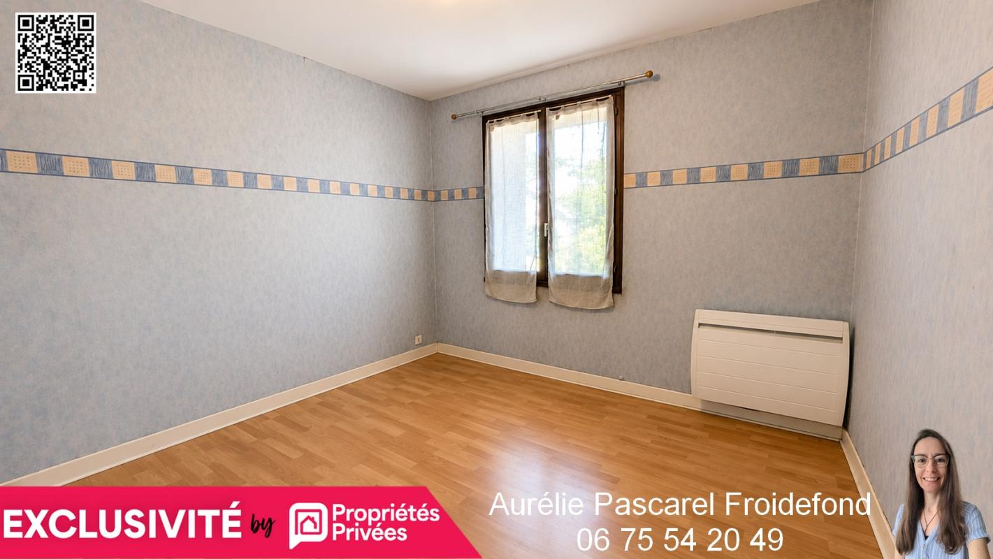 BRIVE-LA-GAILLARDE BRIVE : Grange en pierre, rénovée en Maison T4 d'env. 110m² - 3 chambres + Bureau - combles aménageables - GARAGE et Atelier - Terrain d'env. 2500m² et Terrasse couverte 9