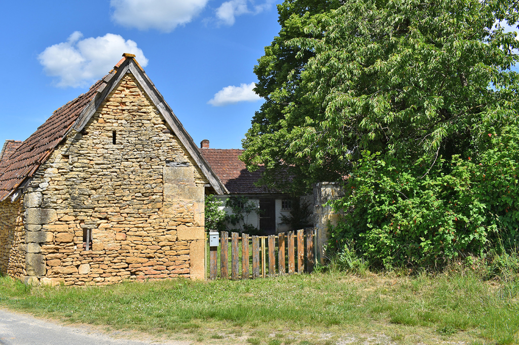 AUBAS corps de ferme Aubas 5 pièce(s) 95 m2 11