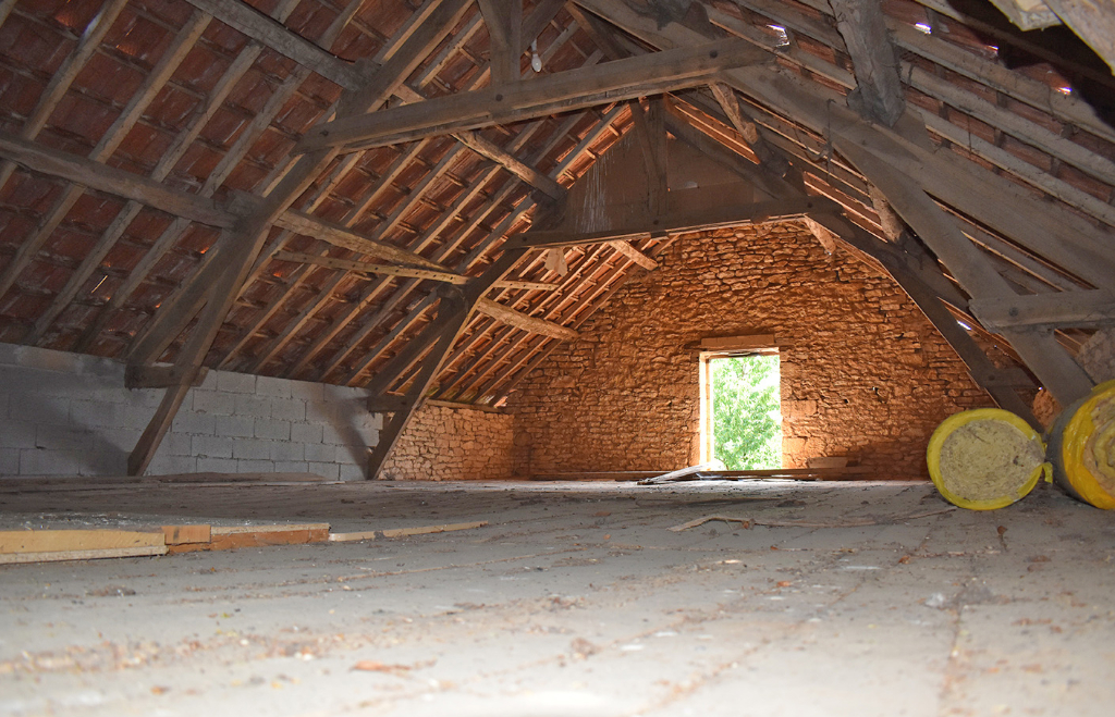 AUBAS corps de ferme Aubas 5 pièce(s) 95 m2 16