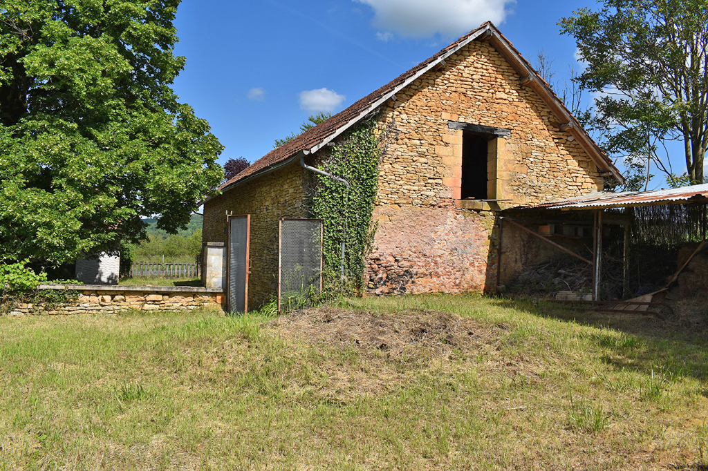 AUBAS corps de ferme Aubas 5 pièce(s) 95 m2 6