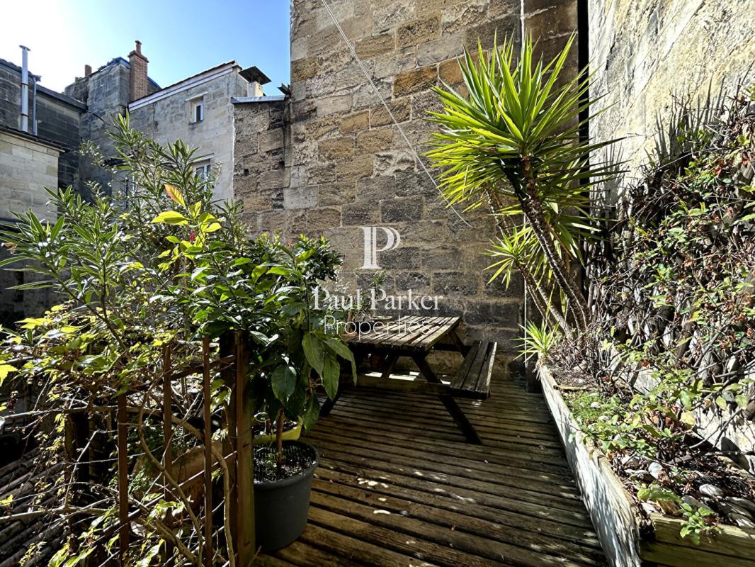 BORDEAUX Maison  7 pièce(s) 155 m2 2