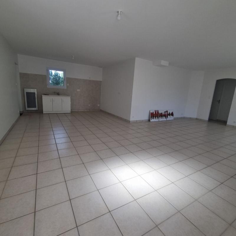 LA TRANCHE-SUR-MER Maison La Tranche Sur Mer 4 pièce(s) 97 m2 3