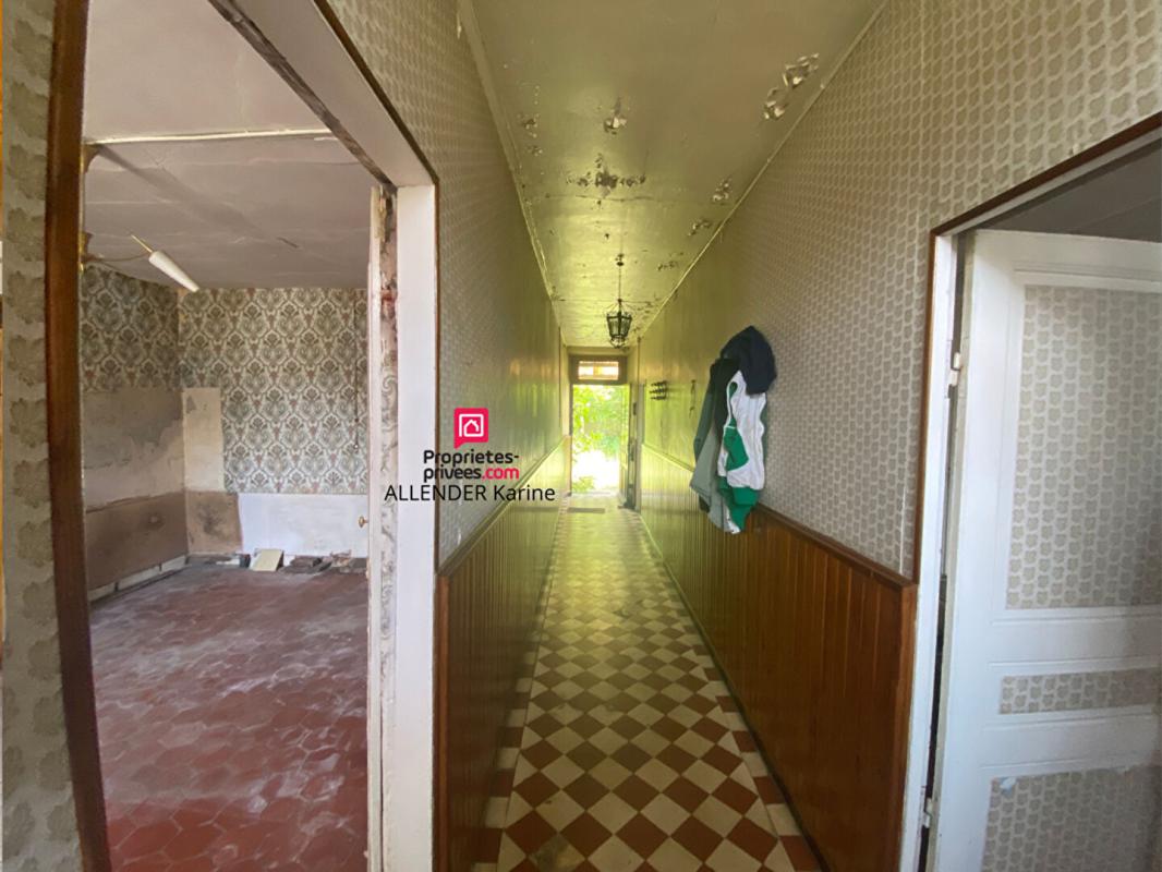 VILLENEUVE-L'ARCHEVEQUE Maison Villeneuve L Archeveque 5 pièce(s) 120 m2 3