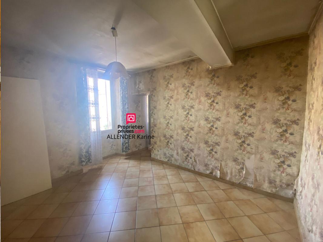 VILLENEUVE-L'ARCHEVEQUE Maison Villeneuve L Archeveque 5 pièce(s) 120 m2 5