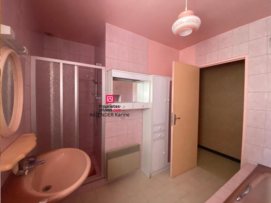 VILLENEUVE-L'ARCHEVEQUE Maison Villeneuve L Archeveque 5 pièce(s) 120 m2 6
