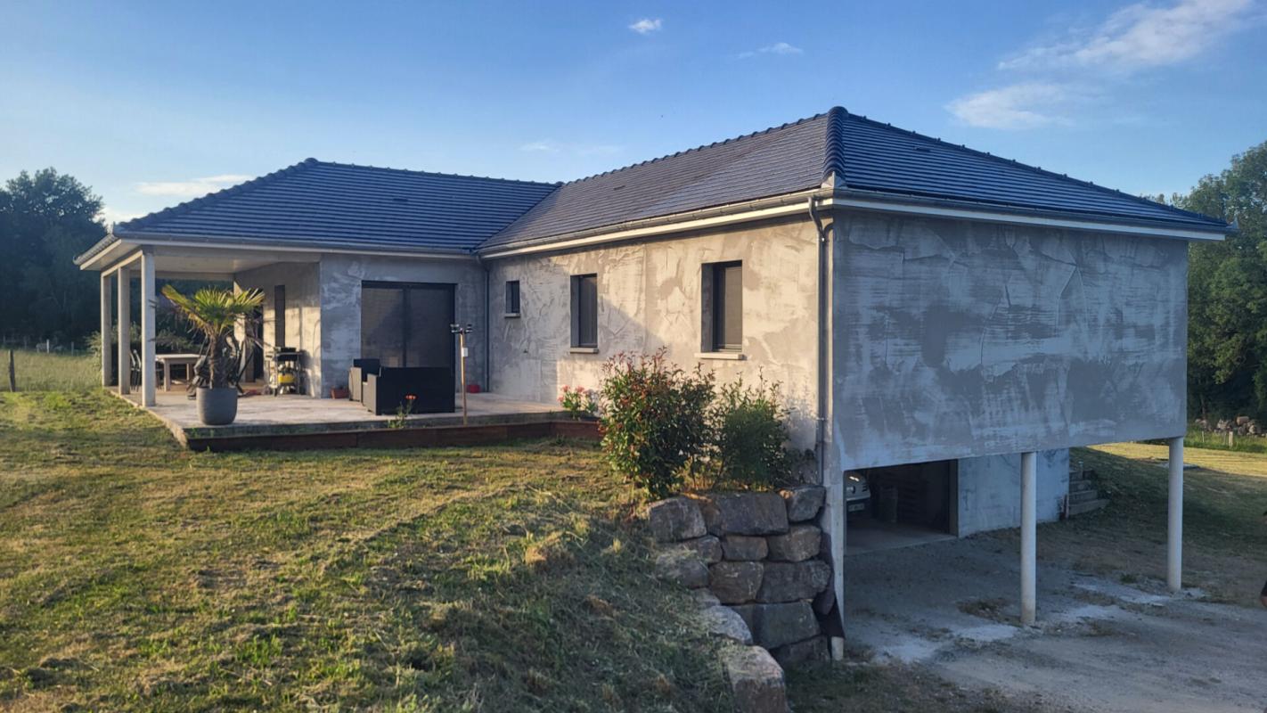 ROUSSENNAC Maison Roussennac 5 pièce(s) 146 m2 1