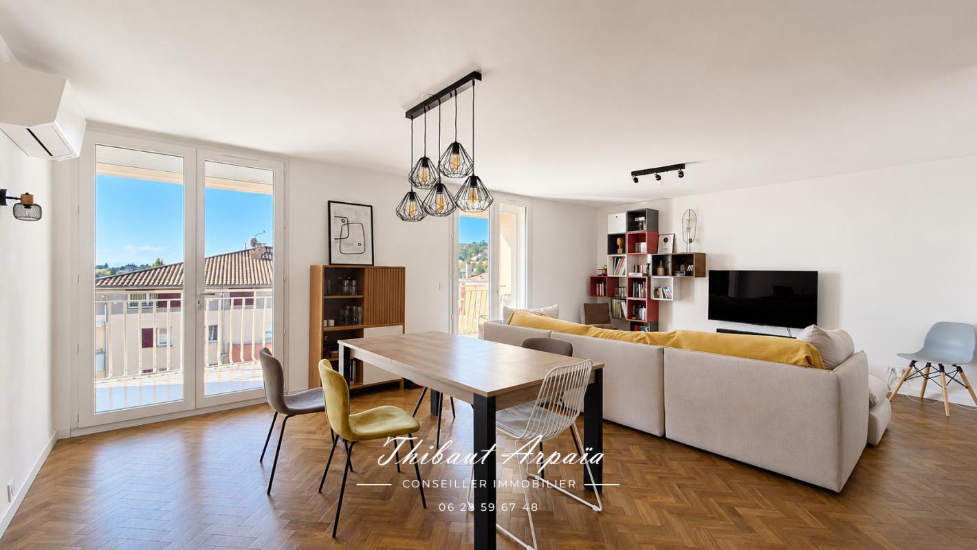 MANOSQUE Appartement Manosque 5 pièce(s) 124,31 m2 avec cave et parking 1