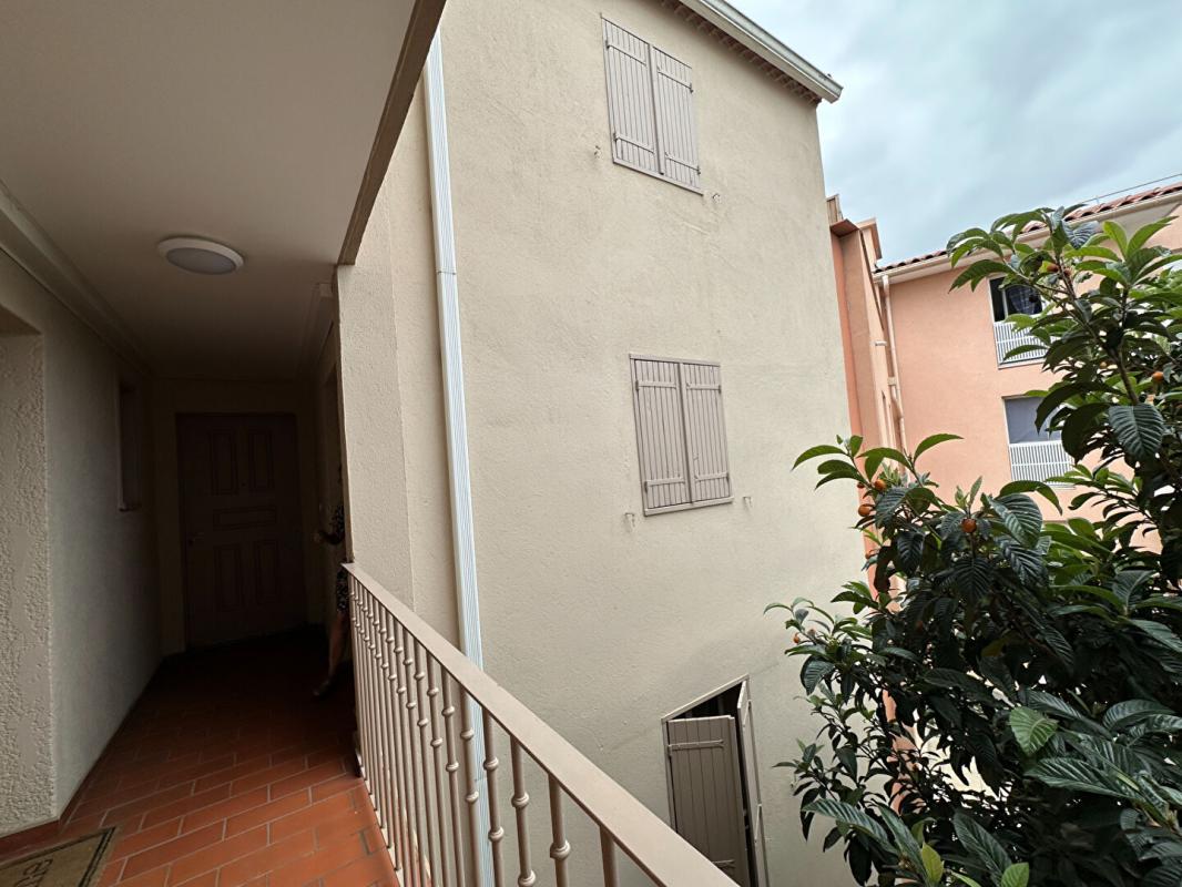 PUGET-SUR-ARGENS Appartement Puget Sur Argens 2 pièces 35 m2 5