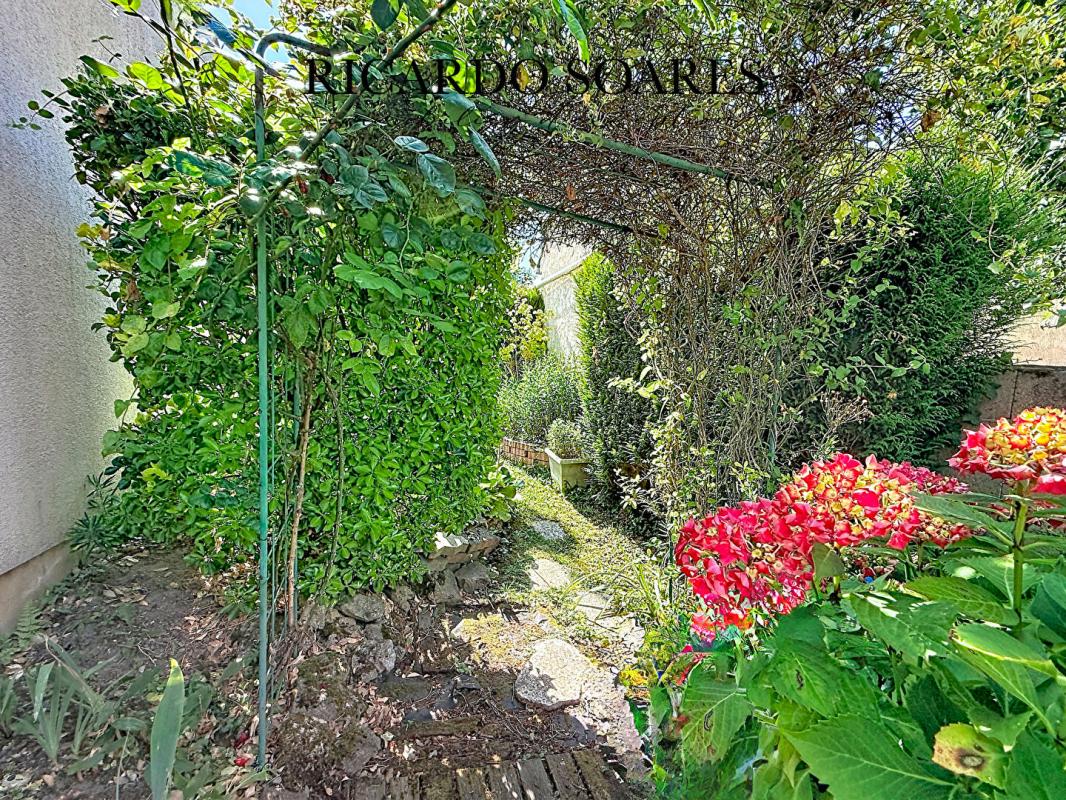 CINQUEUX 60940 CINQUEUX - MAISON 86 m2 / 3 CHAMBRES / GRAND SEJOUR / GARAGE / JARDIN 396 m2 16