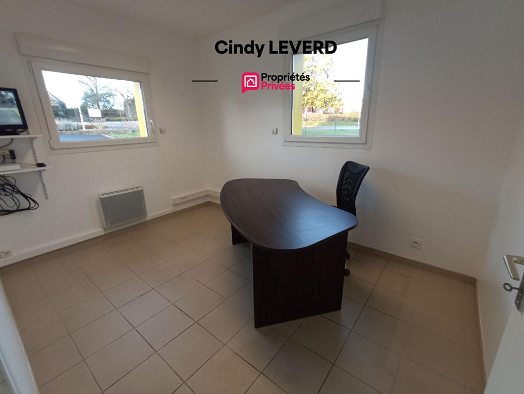 VILLEDIEU-LES-POELES LA CHAPELLE CECELIN - LOCAL COMMERCIAL 110 m² 4