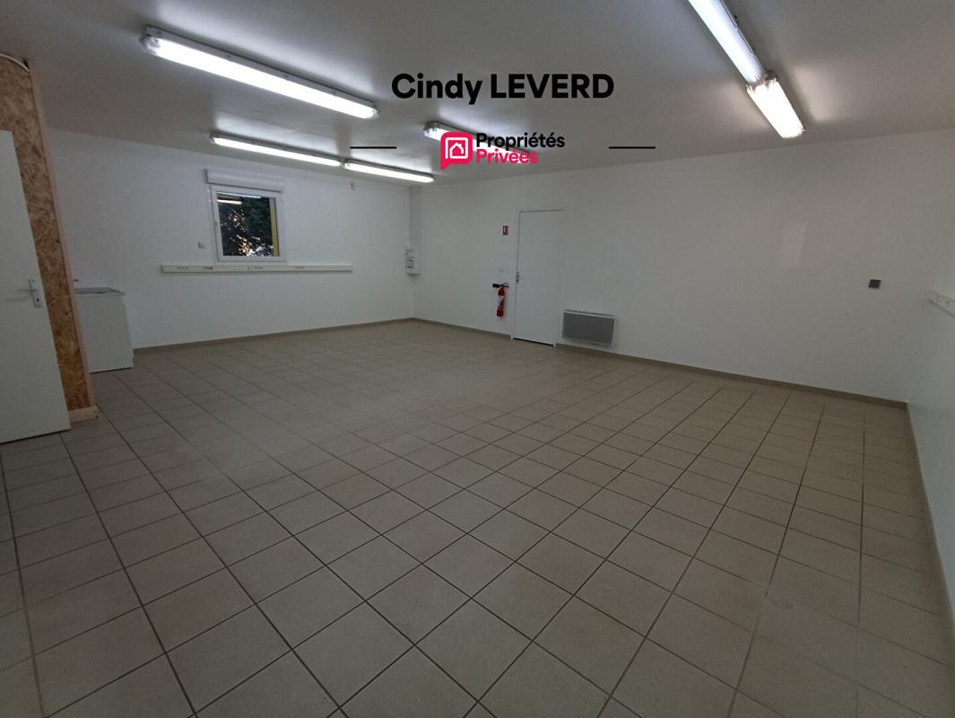 VILLEDIEU-LES-POELES LA CHAPELLE CECELIN - LOCAL COMMERCIAL 110 m² 6