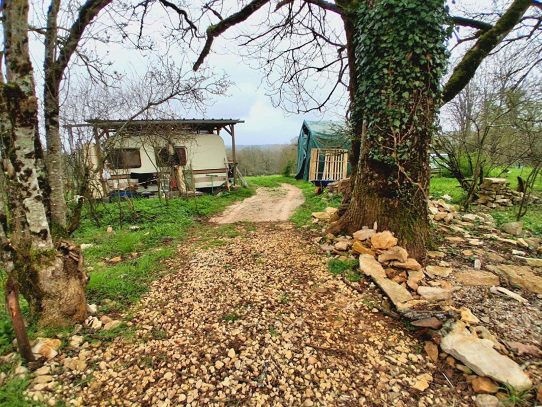 BEAUREGARD Maison terrain 3Ha permis de construire 15