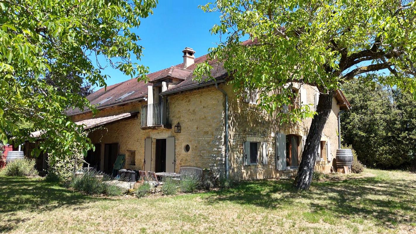 BOUZIC Authentique propriété de caractère du XIX siècle 10