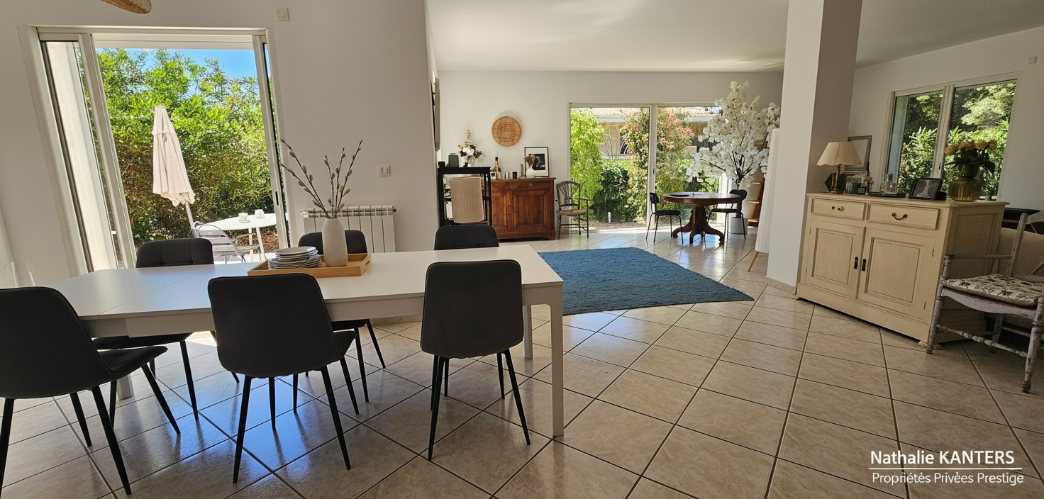 SIX-FOURS-LES-PLAGES Maison Six Fours Les Plages 7 pièce(s) 200 m2 6