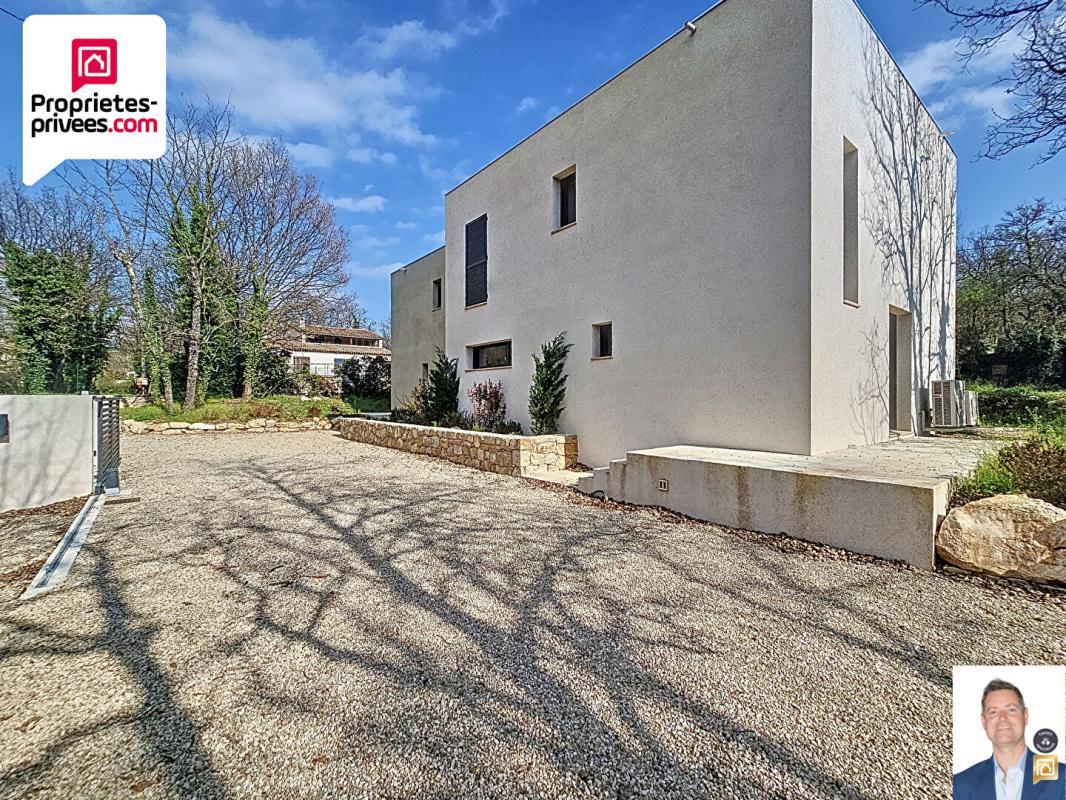 SAINT-CEZAIRE-SUR-SIAGNE Maison  NEUVE 4 pièces 117 m2 avec jardin et places de stationnement 3