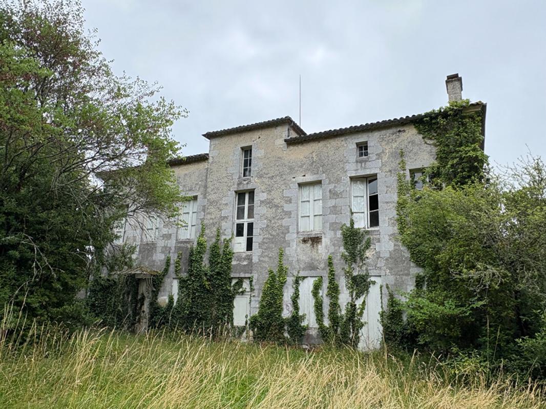 SOUSSAC Propriété d'Exception : Le charme néo-classique proche de Sauveterre de Guyenne 6