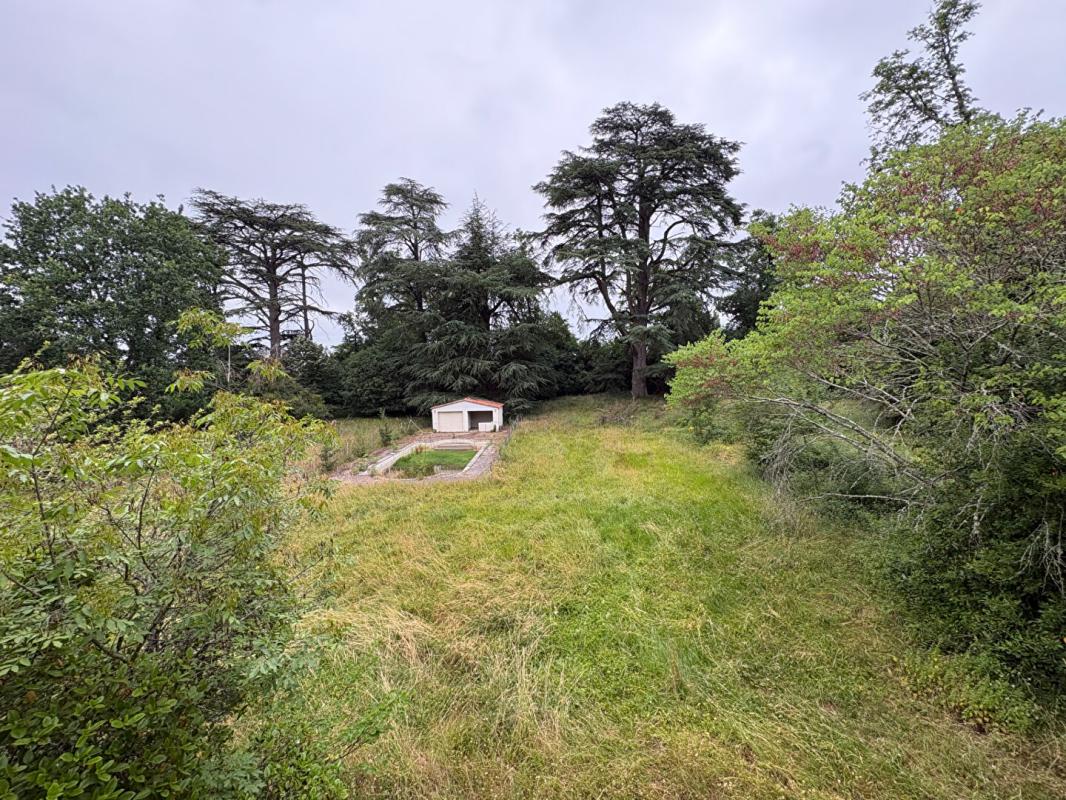 SOUSSAC Propriété d'Exception : Le charme néo-classique proche de Sauveterre de Guyenne 7
