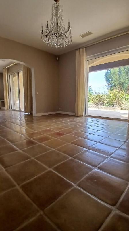 BEZIERS Maison d'exception 196 m² à Béziers, écrin méditerranéen, quatre chambres, grand séjoour salon salle à manger de 67 m& 15