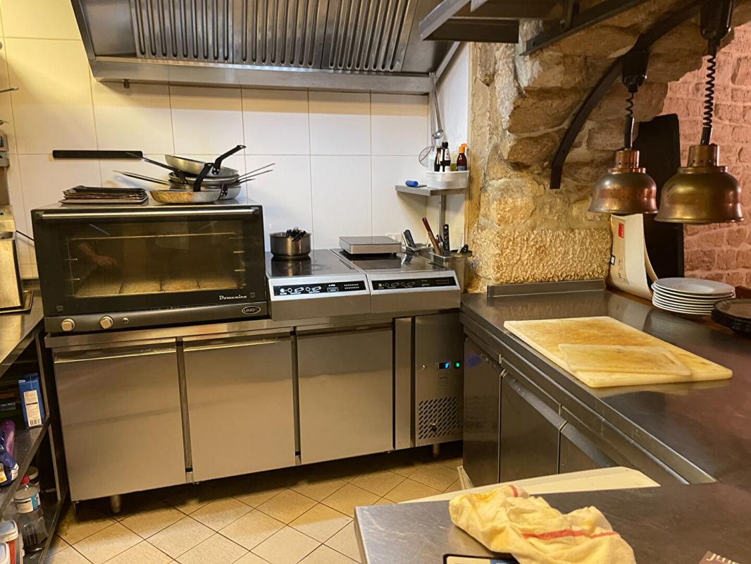 PARIS-13E-ARRONDISSEMENT PARIS 75013 - RESTAURANT ANGLE 100 m² - 50 PLACES - TERRASSE VÉGÉTALISÉE - LICENCE III -BAIL NEUF 9 ANS ? LOYER 3 100 ? CESSION 143 000 FAI 3