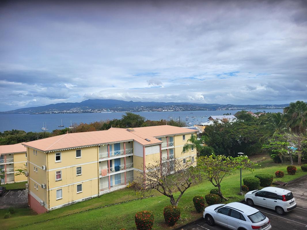 LES TROIS-ILETS Appartement Les Trois Ilets loué meublé 1