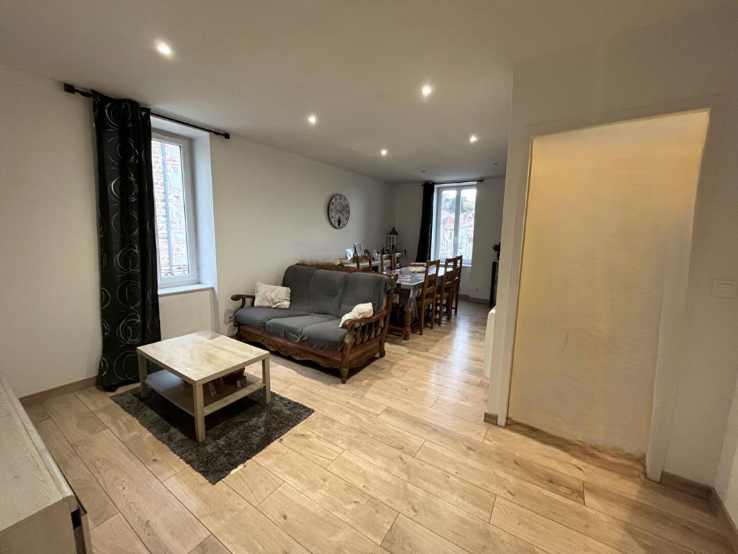 NERONDE Immeuble de 270 m² avec local commercial 10