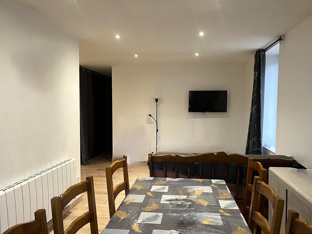 NERONDE Immeuble de 270 m² avec local commercial 12